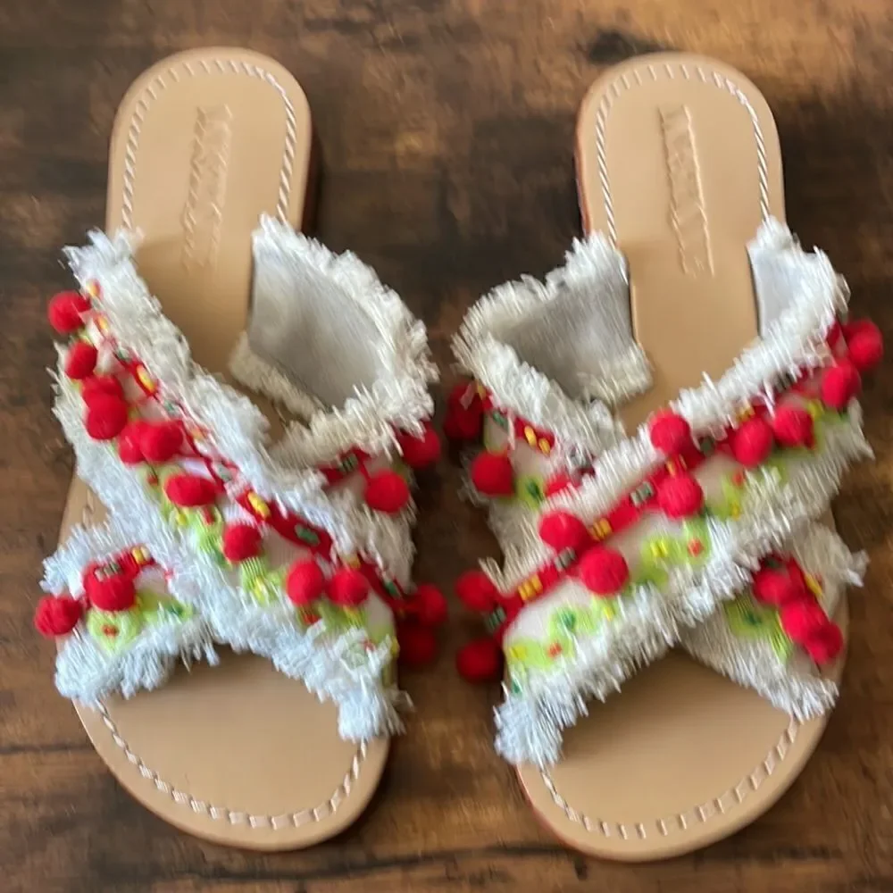 MYSTIOUE Bel Air Sandals In LIGHT DENIM Size 8/ Excellent